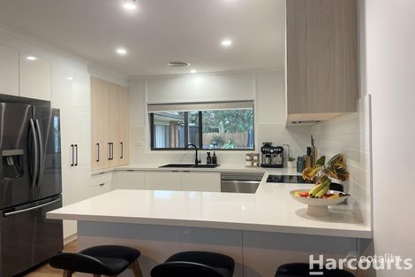 Property photo of 7 Henderson Avenue Horsham VIC 3400