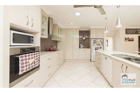 Property photo of 5 Walnut Avenue Norman Gardens QLD 4701