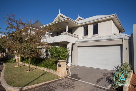 Property photo of 8 Barrow Crescent North Coogee WA 6163