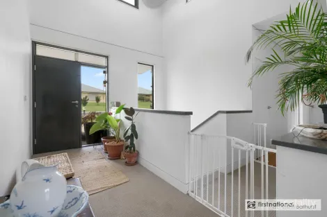 Property photo of 3 Adams Street Windradyne NSW 2795