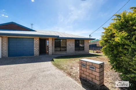 Property photo of 21 Vicki Close Emerald QLD 4720