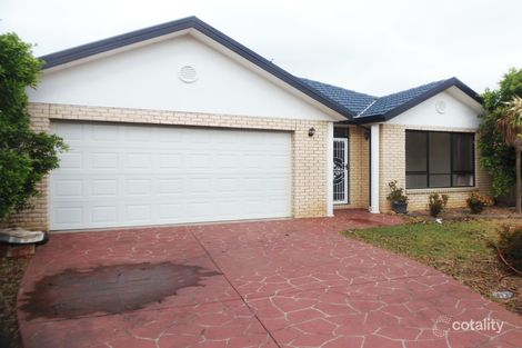 Property photo of 13 Stoke Heath Way Caroline Springs VIC 3023