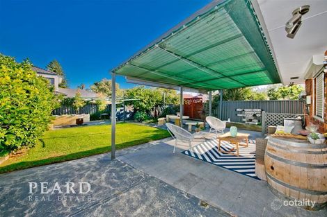 37 Burroughs Rd, Karrinyup, WA 6018