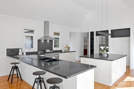 Property photo of 19 Firbank Drive Waldara VIC 3678