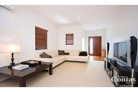 Property photo of 10 Crawford Ashgrove QLD 4060