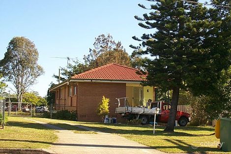 4 Nanbaree Dr, Bray Park, QLD 4500