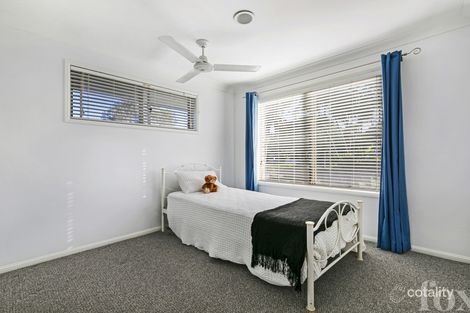 Property photo of 2/5 Pamela Court Labrador QLD 4215