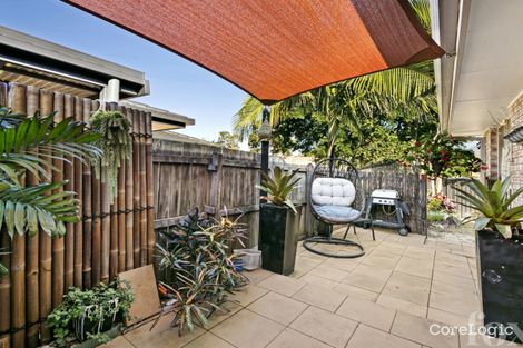 Property photo of 2/5 Pamela Court Labrador QLD 4215