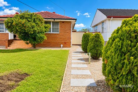 10 Quiros Ave, Fairfield West, NSW 2165