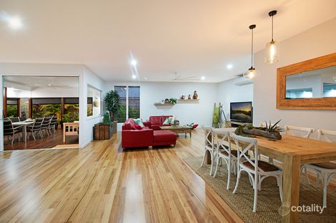 Property photo of 8 Bonville Street Pottsville NSW 2489