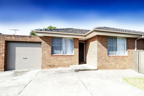 Property photo of 2/12 Royton Street Burwood East VIC 3151