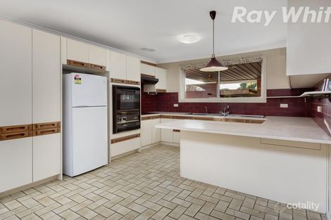 Property photo of 49 Luton Way Bundoora VIC 3083
