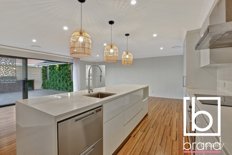 Property photo of 7 Honeygum Way Mardi NSW 2259
