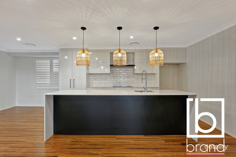 Property photo of 7 Honeygum Way Mardi NSW 2259