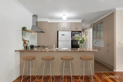 Property photo of 2 Orchard Grove Tyabb VIC 3913