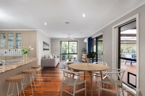 Property photo of 2 Orchard Grove Tyabb VIC 3913