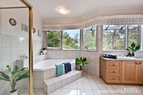 Property photo of 1 Maxine Drive St Helena VIC 3088