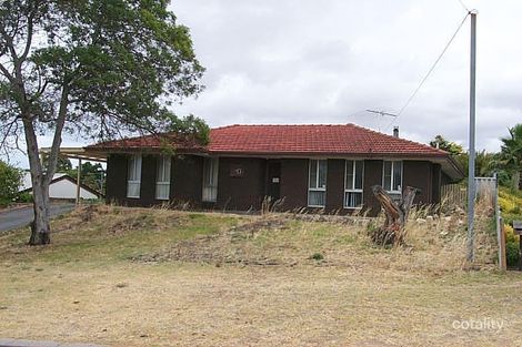 32 Mandfield Way, Parmelia, WA 6167