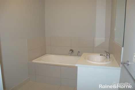 24 Berkeley Cres, Derrimut, VIC 3026