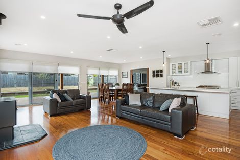 Property photo of 12 Tree Change Way Woodend VIC 3442