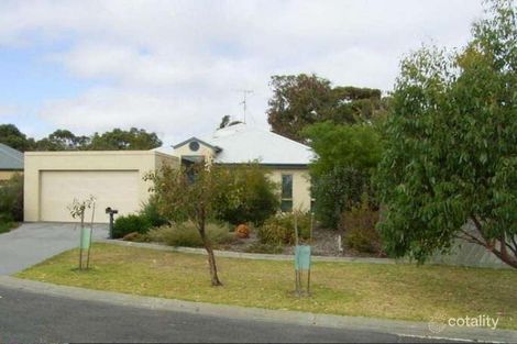 8 Bunurong Ct, Inverloch, VIC 3996