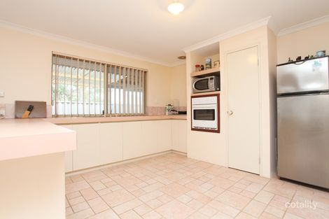 Property photo of 19 Sennet Lane Warnbro WA 6169