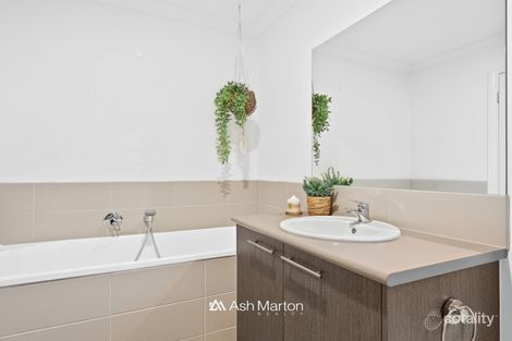 Property photo of 2/9 Warrenwood Place Langwarrin VIC 3910