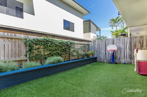 2/16-18 Georgina St, Woody Point, QLD 4019