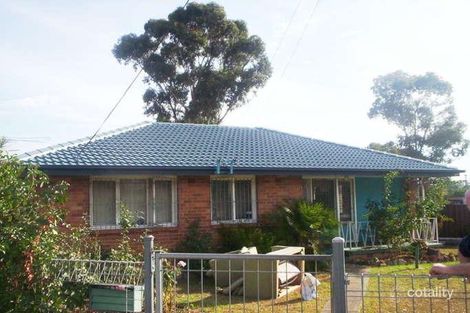 Property photo of 40 Noumea Street Lethbridge Park NSW 2770