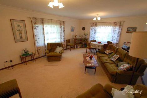 Property photo of 19 Jacana Avenue Narara NSW 2250