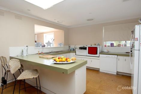 Property photo of 10 Feathertop Drive Wyndham Vale VIC 3024