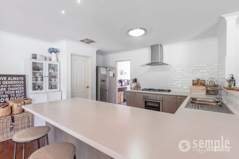Property photo of 16 Rosette Place Piara Waters WA 6112
