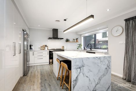 Property photo of 20 Helen Crescent Sale VIC 3850