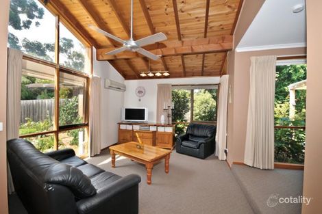 Property photo of 6 Gloucester Court Eltham VIC 3095