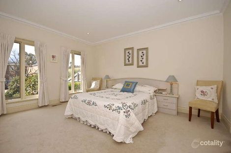Property photo of 5 Pendelton Place Lysterfield VIC 3156