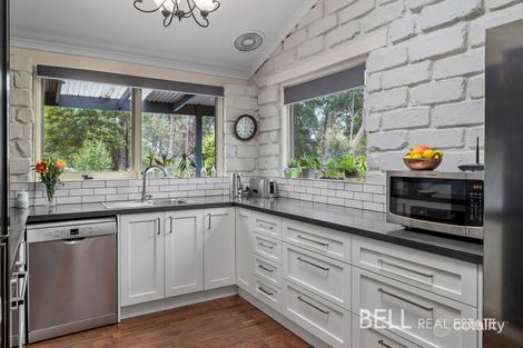 Property photo of 35 Devon Avenue Cockatoo VIC 3781