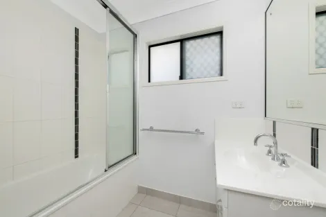 Property photo of 5 Daydream Circuit Burdell QLD 4818