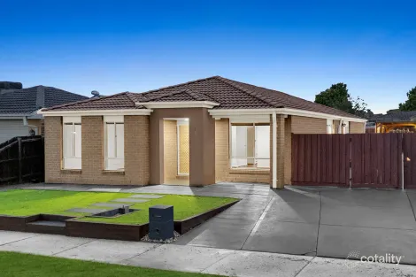 Property photo of 34 Kulkami Way Cranbourne West VIC 3977