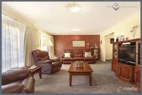 Property photo of 1 Beverley Place Keysborough VIC 3173