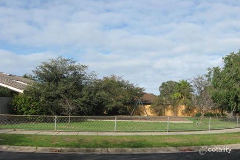 32 Follett Rd, Cheltenham, VIC 3192