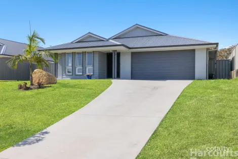 30 Keith Andrews Ave, South West Rocks, NSW 2431