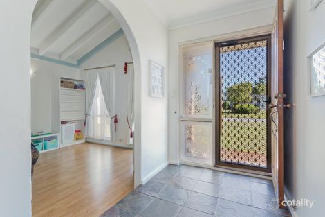 Property photo of 16 Waverley Way Parkwood WA 6147