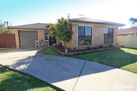 6 Vernon Cl, Rosemeadow, NSW 2560