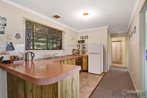 19 CENTRAL AVE, DECEPTION BAY, QLD 4508