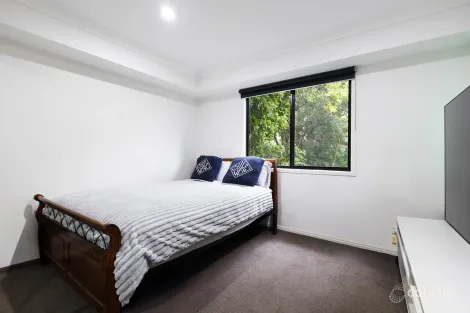 Property photo of 20/2 Ridgeline Way Highland Park QLD 4211