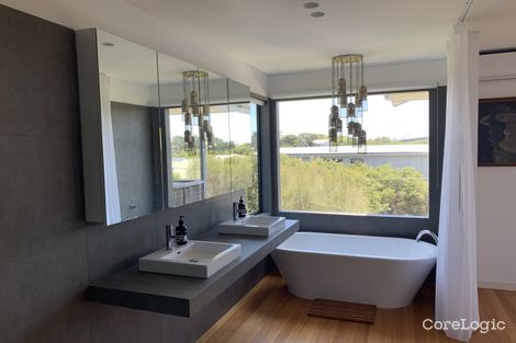 Property photo of 51 Bradley Avenue Venus Bay VIC 3956