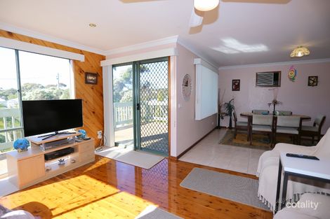 Property photo of 7 Evenglow Court Smiths Beach VIC 3922