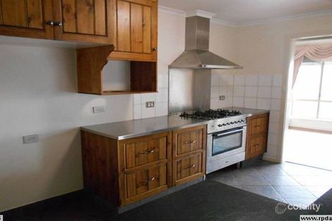 Property photo of 30 Neeangarra Crescent Hallett Cove SA 5158