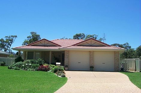 27 Yarra Ave, Port Macquarie, NSW 2444