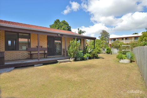 Property photo of 1 Ficus Close Yamba NSW 2464